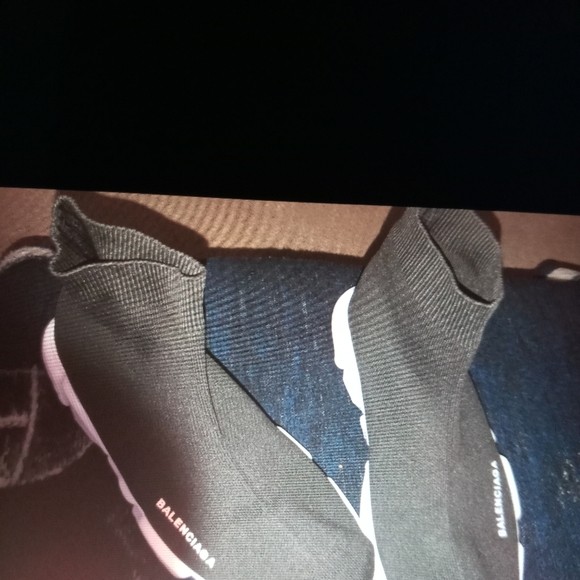 Balenciaga size 10 Men - Picture 2 of 2